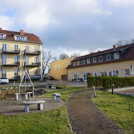 Einraumapartment Im Erdgeschoss Mit Seeblick *